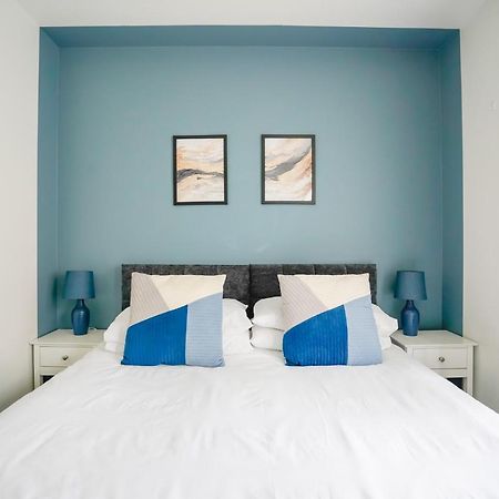 The Augustine - Modern Two Bed Ground Floor Apartment With Parking Canterbury Luaran gambar