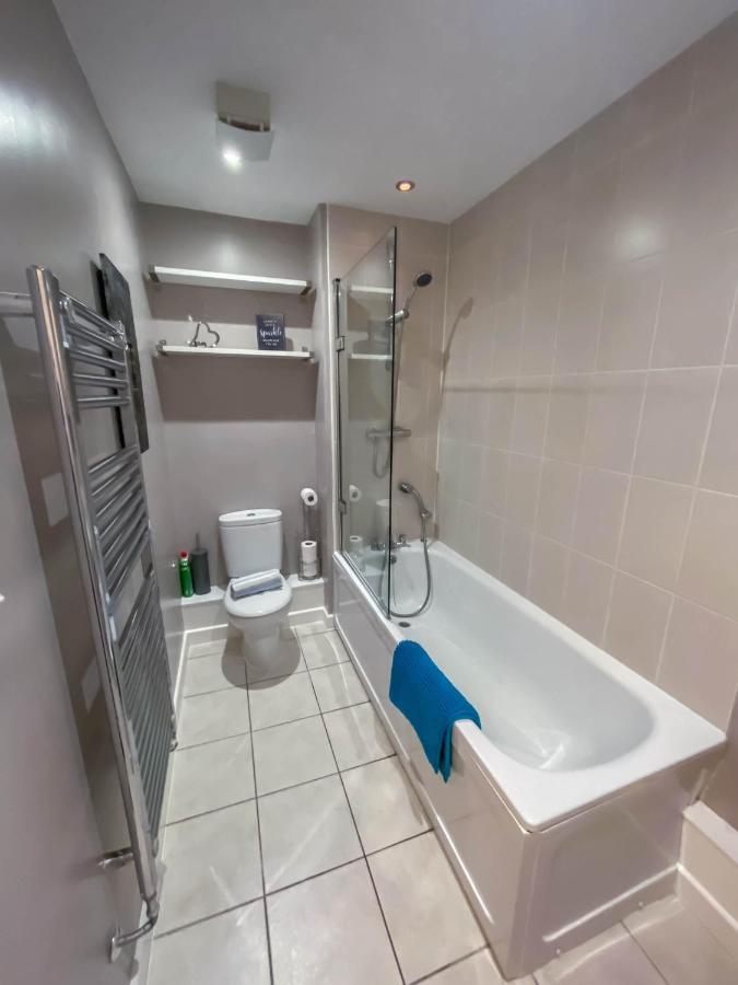 The Augustine - Modern Two Bed Ground Floor Apartment With Parking Canterbury Luaran gambar